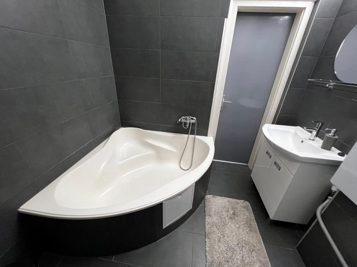 Dave Apartman 2 Szeged Exterior foto
